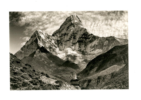 Ama Dablam Mountian with Stupa at 15,000 ft, Everest Region, Nepal, Asia